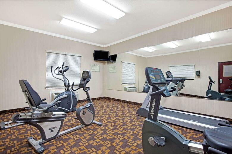 Hotel Super 8 Iah West/greenspoint