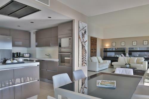 Royal Antibes - Luxury Hotel, Residence, Beach & Spa