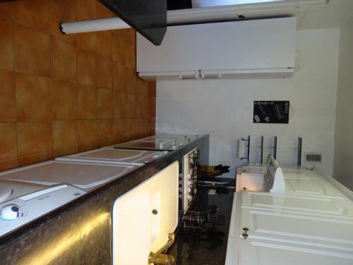 2 Bedroom Modern Apartment In Antibes With Sea View