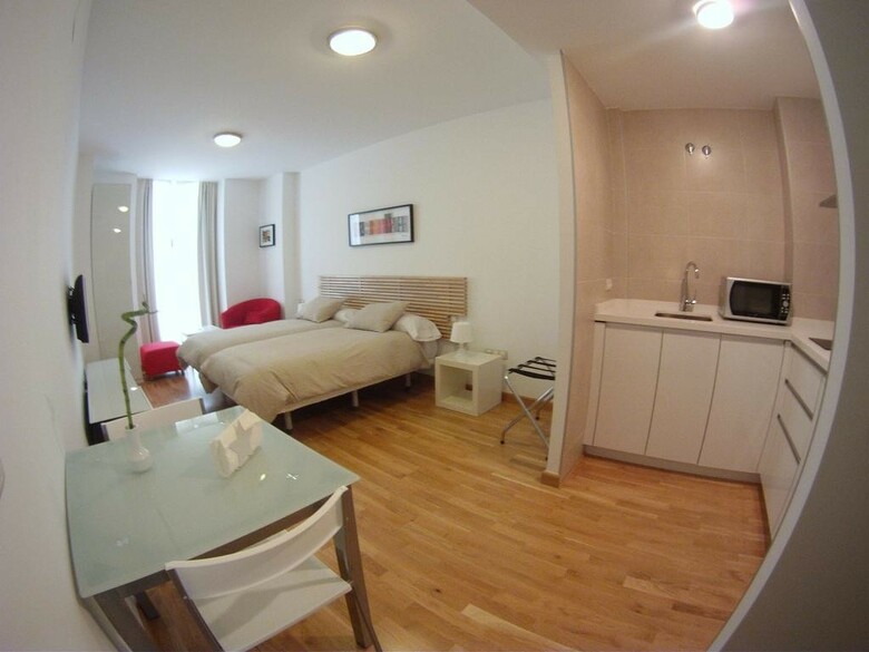 Apartamentos Debambu