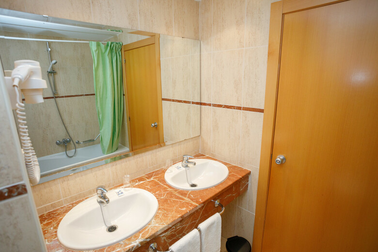 Hotel Tres Anclas