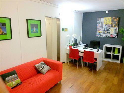 Apartamentos Diagonal House