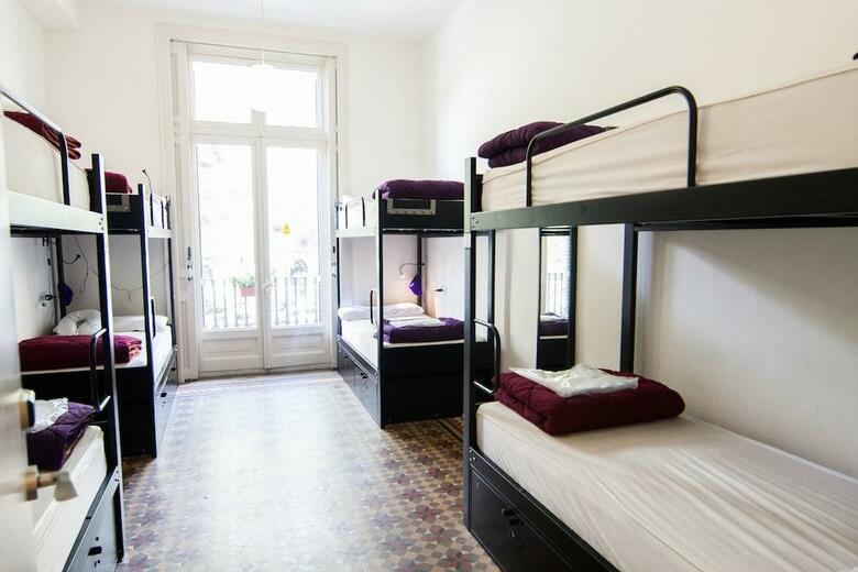 360 Hostel Barcelona Arts&culture