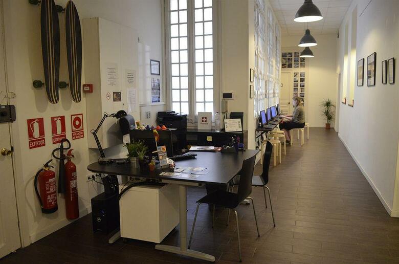360 Hostel Barcelona Arts&culture