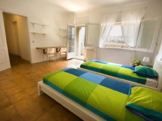 Hostal Park Guell Hostel