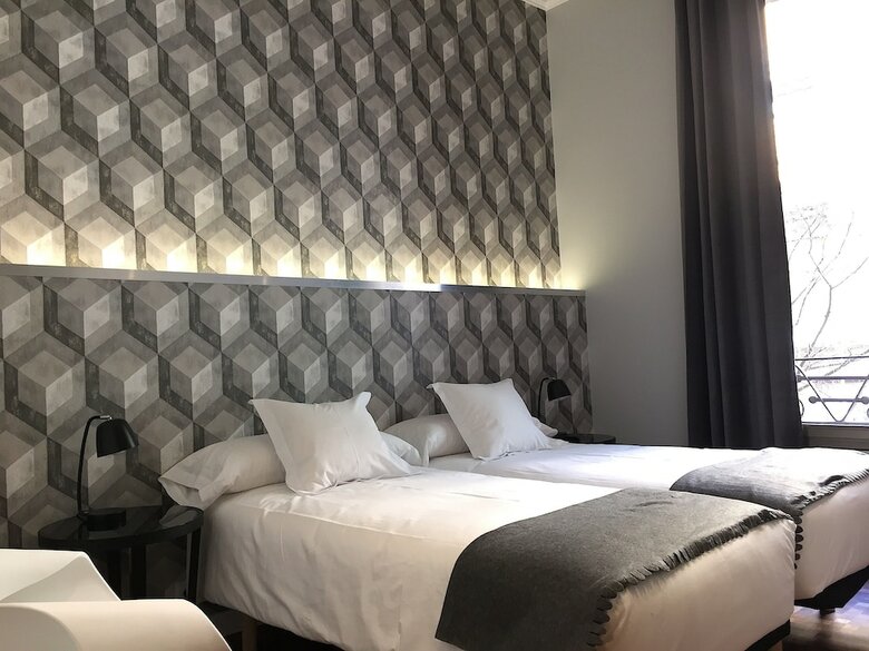 Hostal Hip Karma Hostel   Shared Rooms