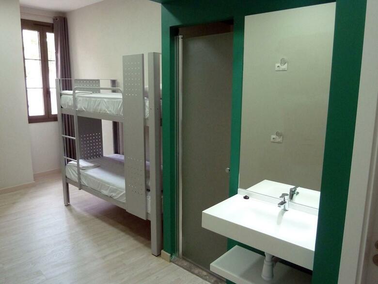 Albergue Bcnsporthostels