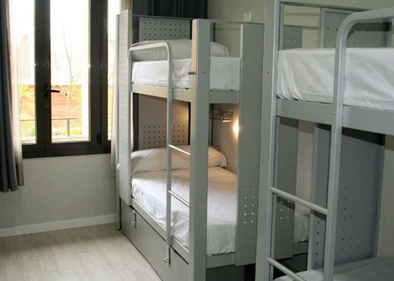 Albergue Bcnsporthostels