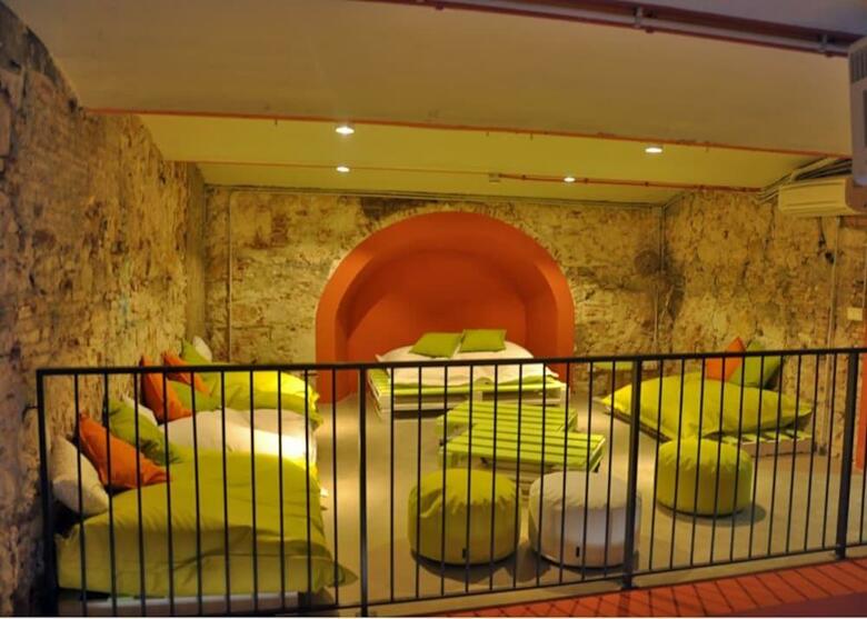 Albergue Bcnsporthostels