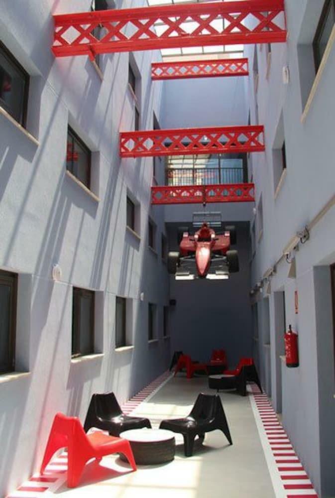 Albergue Bcnsporthostels