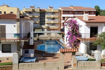 Villa Tropik