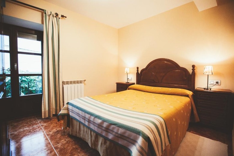 Apartamentos Rurales El Requexu