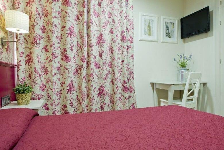 Matheu Hostal