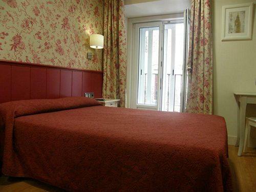 Matheu Hostal