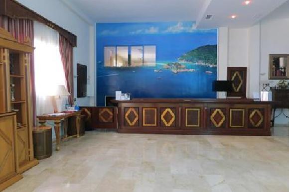 Hotel Portals Palace