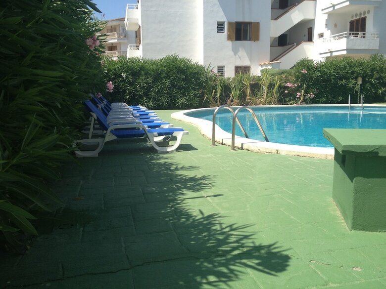 Llevant Apartamentos