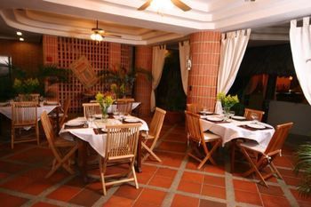 Hotel Costa Real Suites