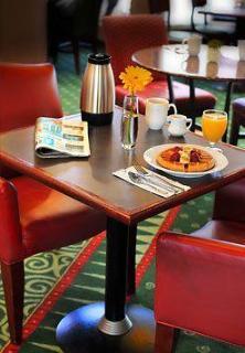Hotel Courtyard By Marriott Dallas/lbj At Josey