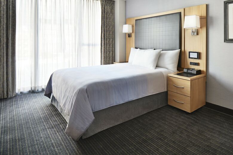 World Center Hotel