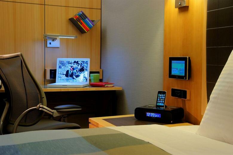 World Center Hotel