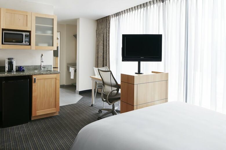World Center Hotel