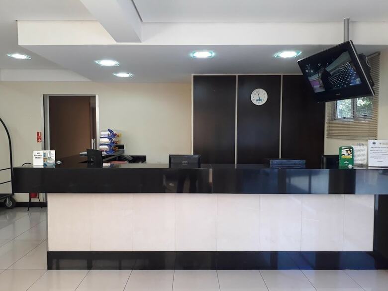 Hotel Cristal Palace Inn