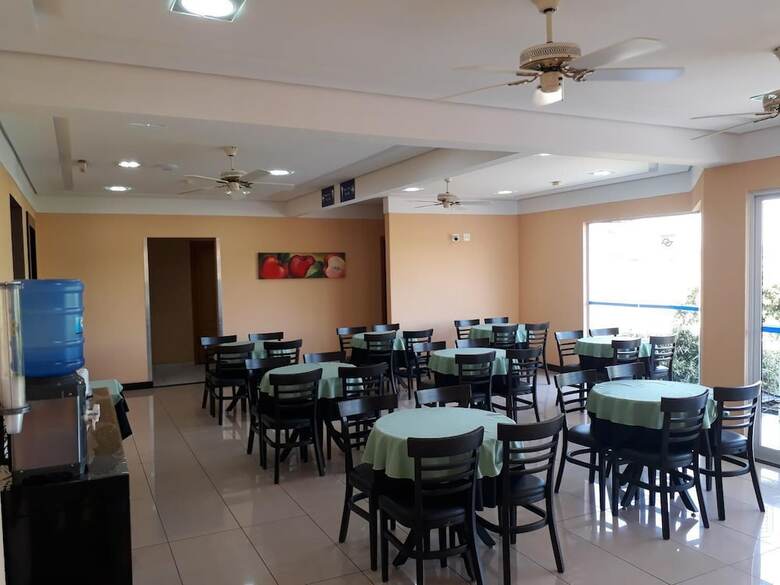 Hotel Cristal Palace Inn