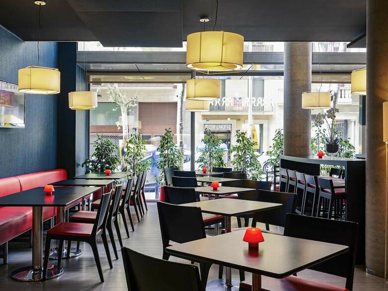 Hotel Ibis Barcelona Centro Sagrada Familia