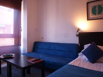 Stylish City Aparthotel