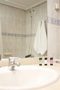 Apartamento Wootravelling Plaza De Oriente Homtels