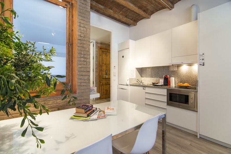 Apartamento Happy People Sagrada Familia Gaud�