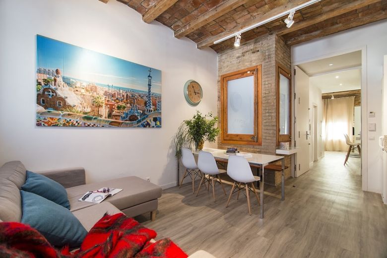 Apartamento Happy People Sagrada Familia Gaud�