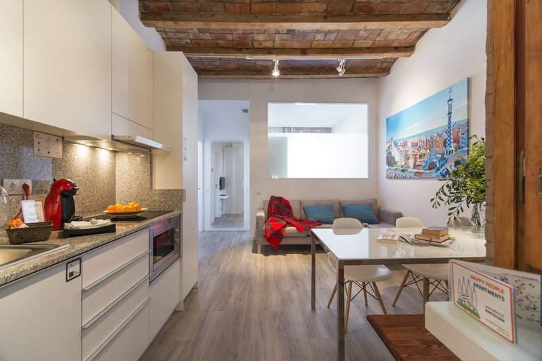Apartamento Happy People Sagrada Familia Gaud�