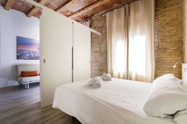 Apartamento Happy People Sagrada Familia Gaud�