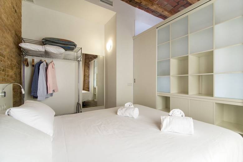 Apartamento Happy People Sagrada Familia Gaud�