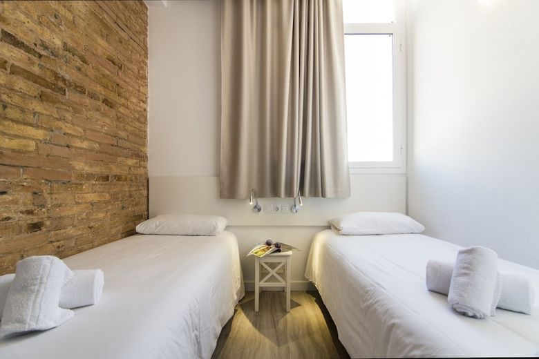 Apartamento Happy People Sagrada Familia Gaud�