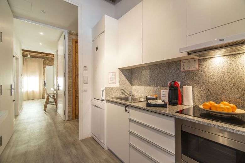 Apartamento Happy People Sagrada Familia Gaud�