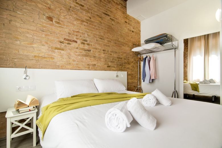 Apartamento Happy People Sagrada Familia Gaud�