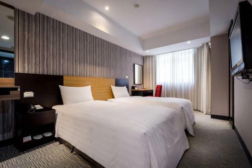 Hotel B