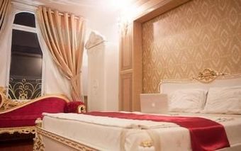 Phung Hoang Hotel