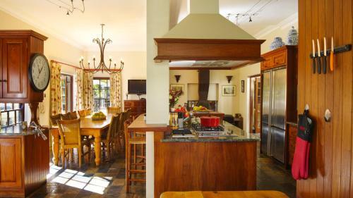 Hostal Ibis House