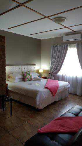 Hostal Agros Guest House