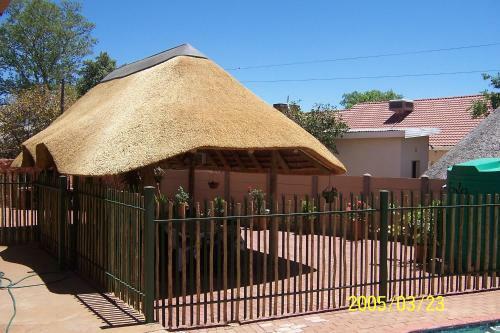 Hostal Agros Guest House