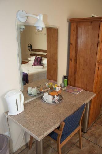Hostal Agros Guest House