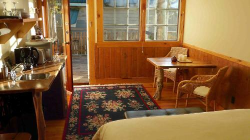 Posada Seine Boat Inn