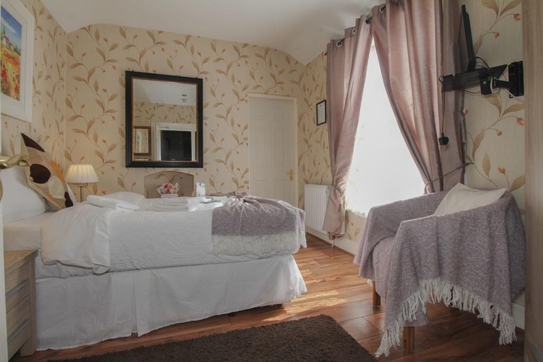 Hostal Donnybrook Hall