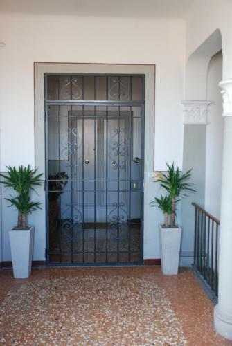 Santo Stefano Apartments