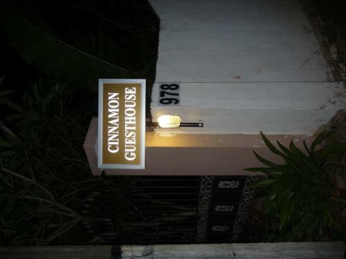 Hostal Cinnamon Guesthouse