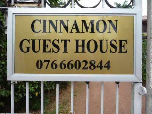 Hostal Cinnamon Guesthouse
