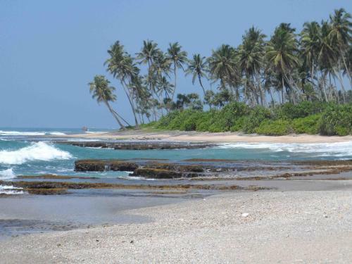 Hostal Lahiru Villa